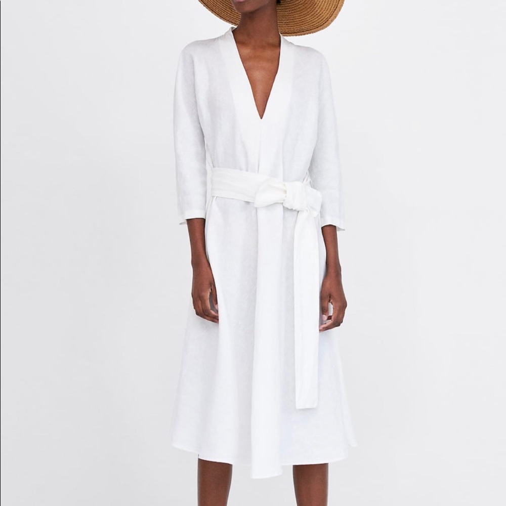 Zara Linen Dress with a belt S